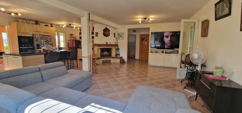 Maison - 148 m² - 4 pièces