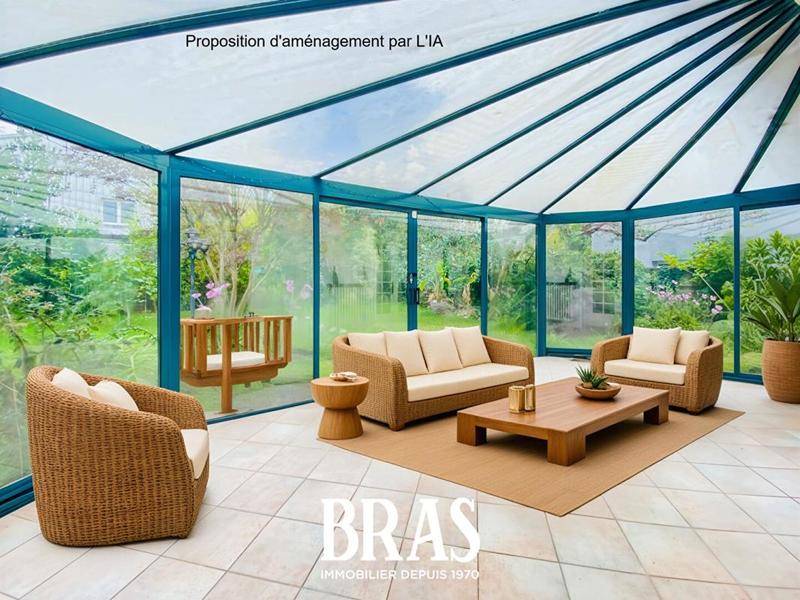 Maison - 141 m² - 8 pièces