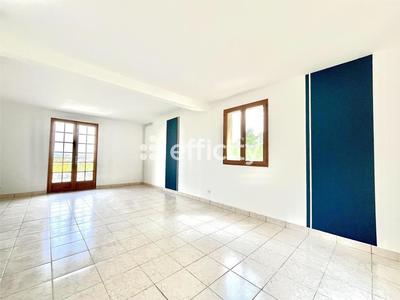 Maison - 140 m² - 7 pièces