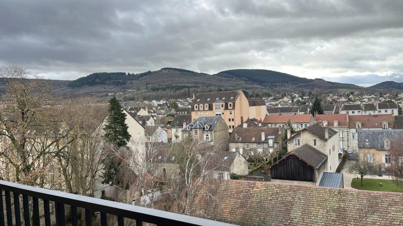 Appartement - 75 m² - 3 pièces