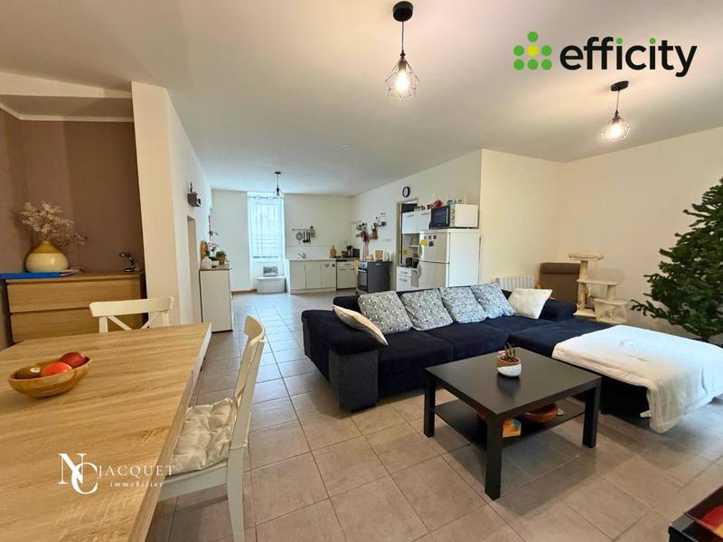 Maison - 95 m² - 5 pièces