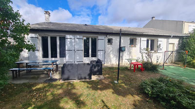 Maison - 93 m² - 4 pièces