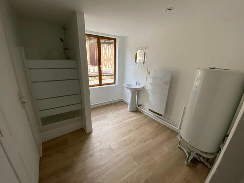 Appartement - 61 m² - 2 pièces