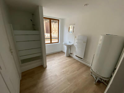 Appartement - 61 m² - 2 pièces