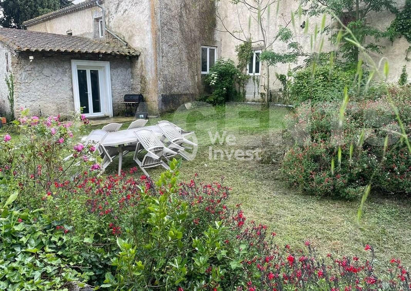 Maison - 650 m² - 20 pièces