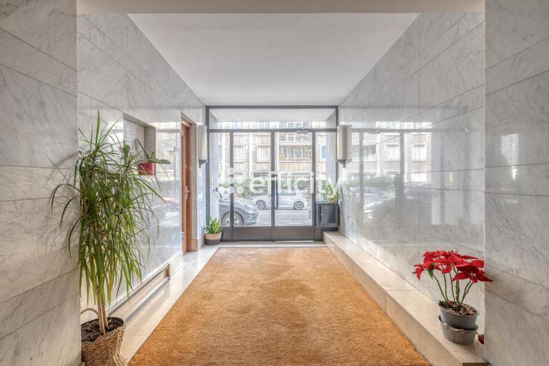 Appartement - 82 m² - 4 pièces