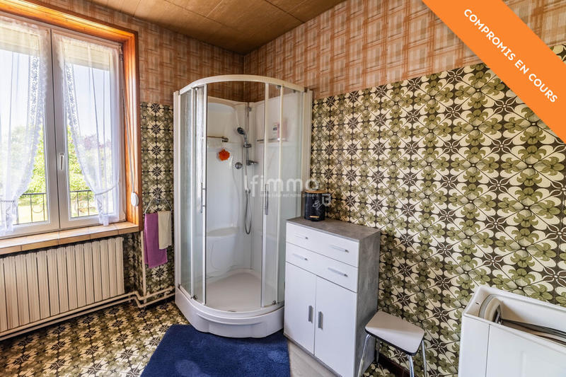 Maison - 268 m² - 9 pièces