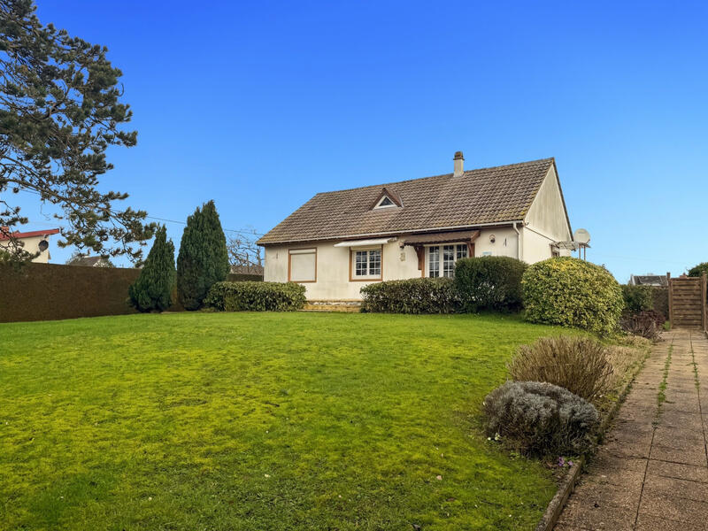 Maison traditionnelle - 81 m² - 4 pièces