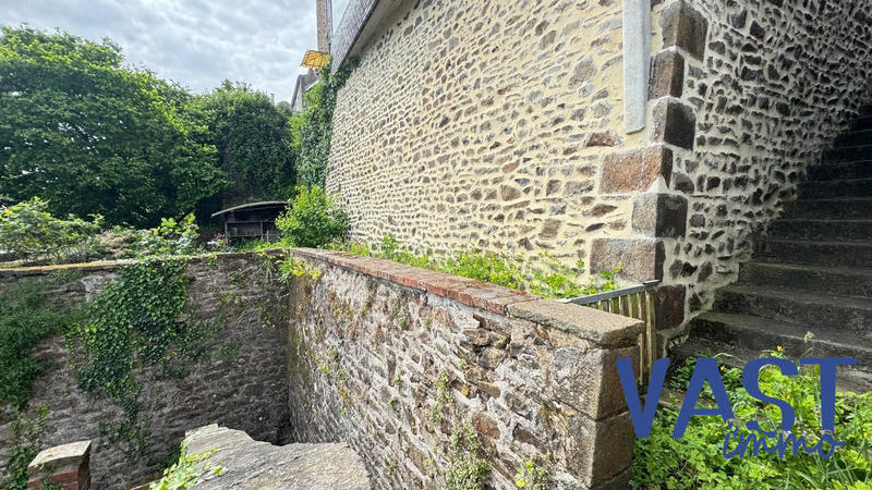 Maison ancienne - 226 m² - 7 pièces