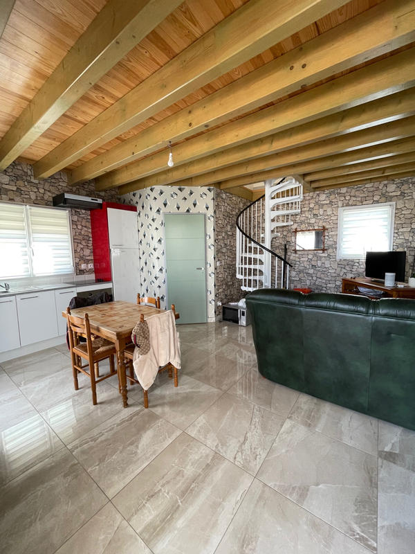 Villa - 193 m² - 6 pièces