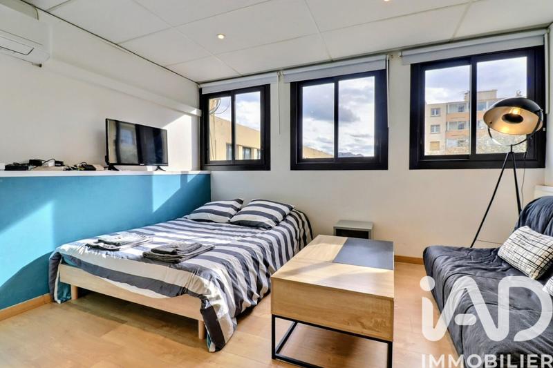 Studio - 24 m² - 1 pièce