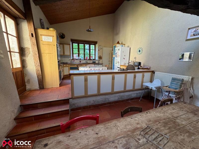 Demeure - 563 m² - 18 pièces