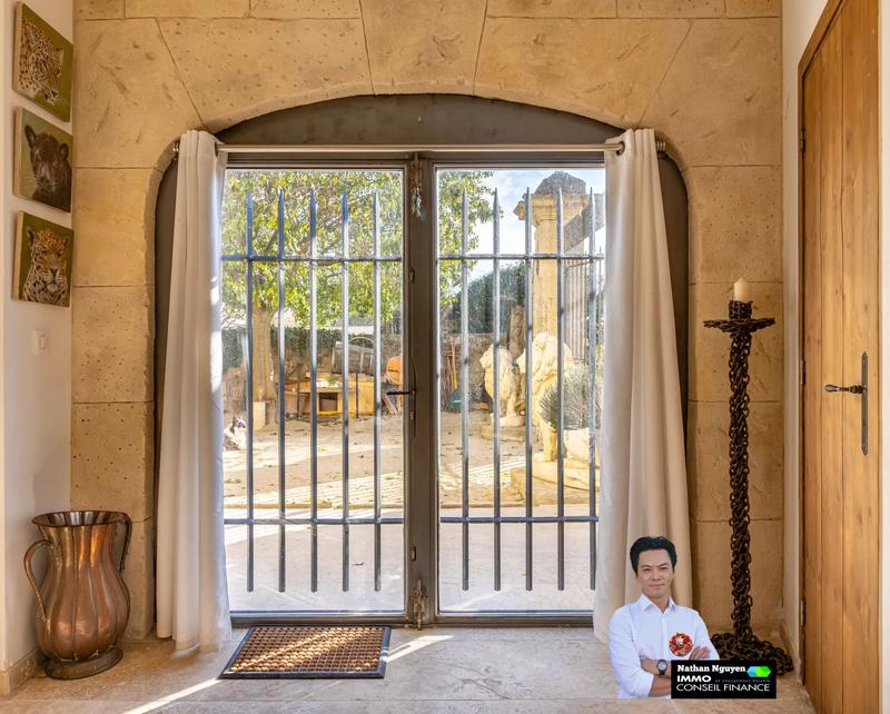 Mas - 303 m² - 9 pièces