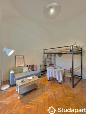 Chambre - 11 m² - 1 pièce