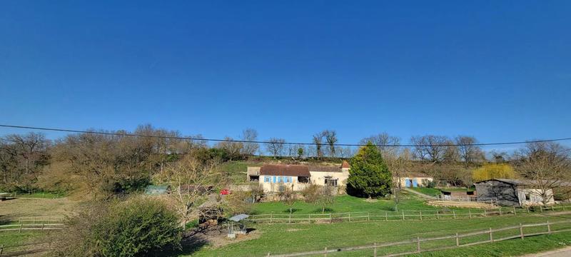 Maison - 225 m² - 8 pièces