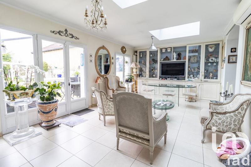 Maison - 190 m² - 8 pièces