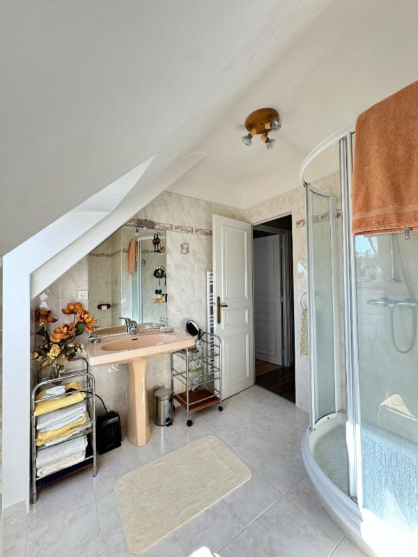 Maison - 174 m² - 7 pièces