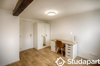 Chambre - 15 m² - 1 pièce