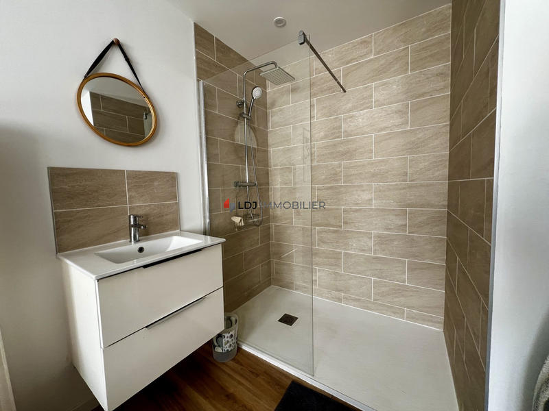 Maison - 168 m² - 6 pièces