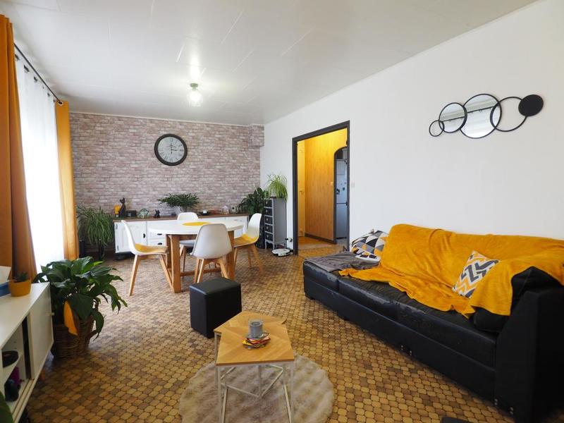 Maison - 95 m² - 4 pièces