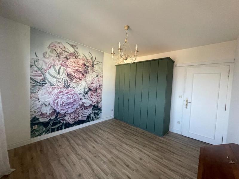 Appartement - 81 m² - 5 pièces