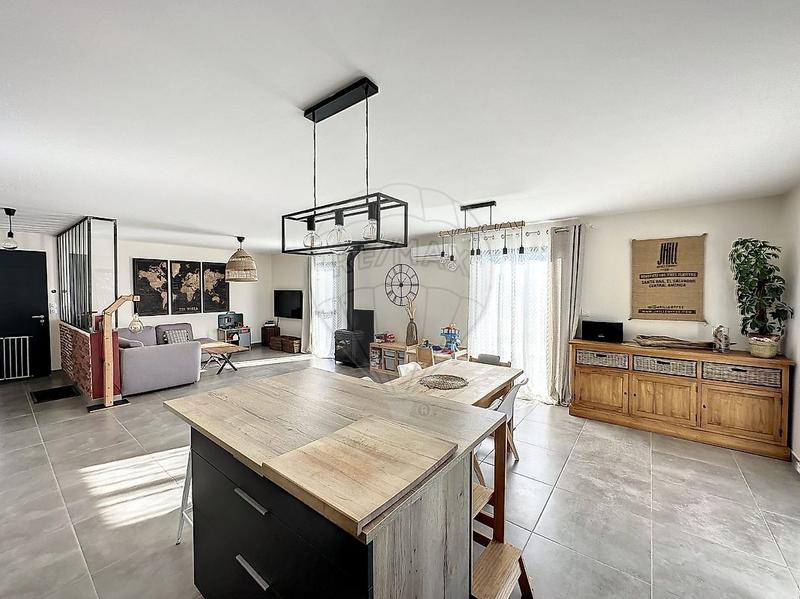 Maison - 115 m² - 5 pièces