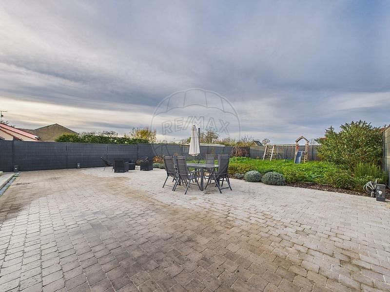 Maison - 143 m² - 6 pièces