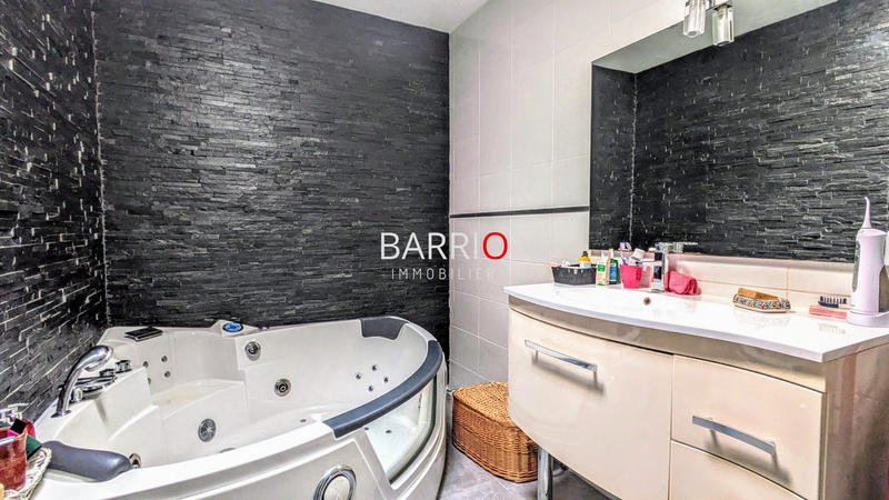 Villa - 125 m² - 4 pièces