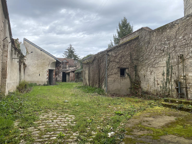 Maison - 95 m² - 5 pièces