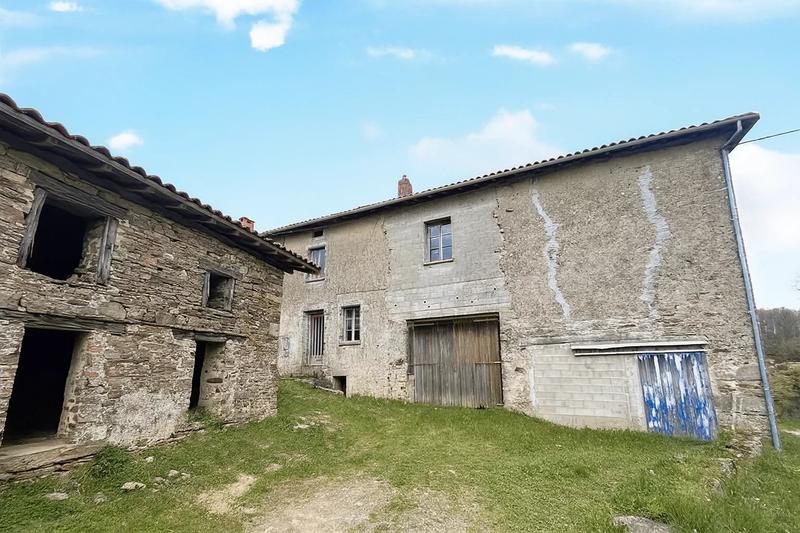 Grange - 148 m² - 6 pièces