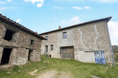 Grange - 148 m² - 6 pièces