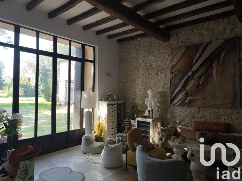 Maison - 463 m² - 13 pièces