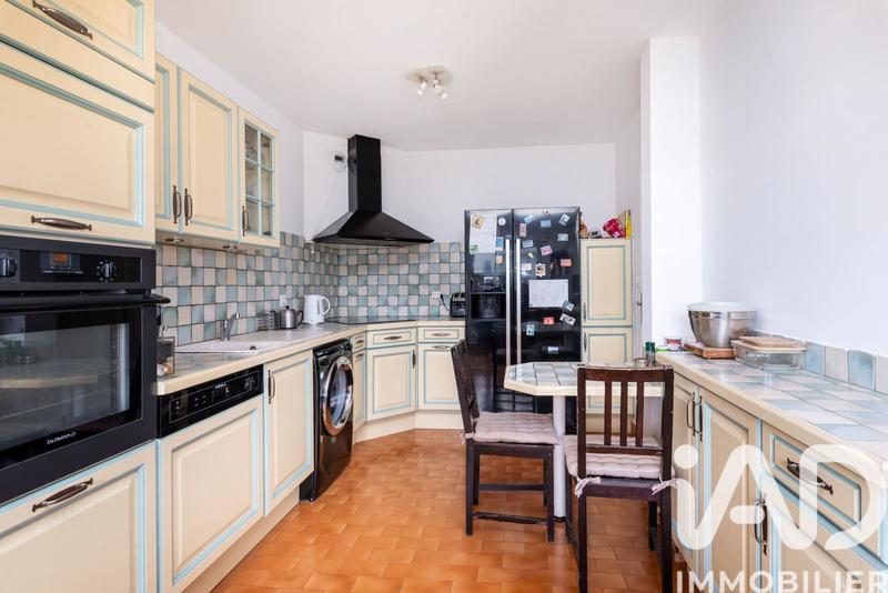 Appartement - 97 m² - 4 pièces