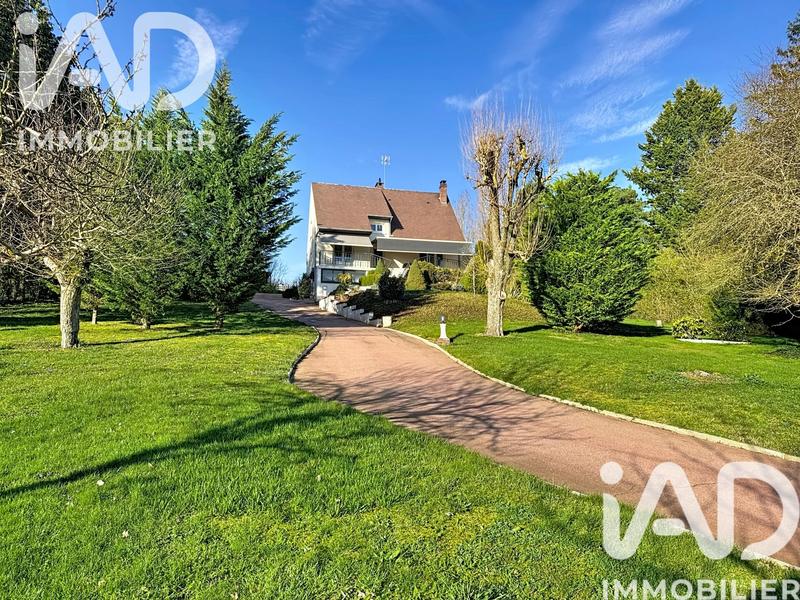 Maison - 180 m² - 5 pièces