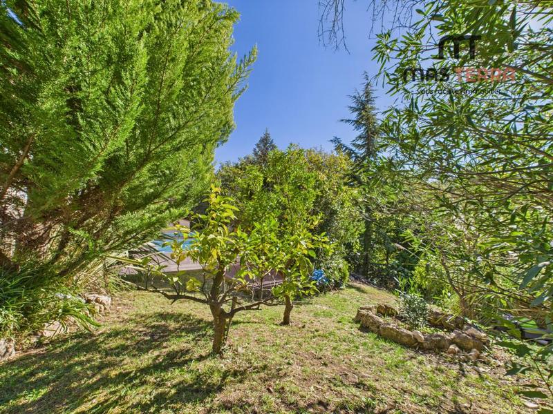 Villa - 168 m² - 6 pièces