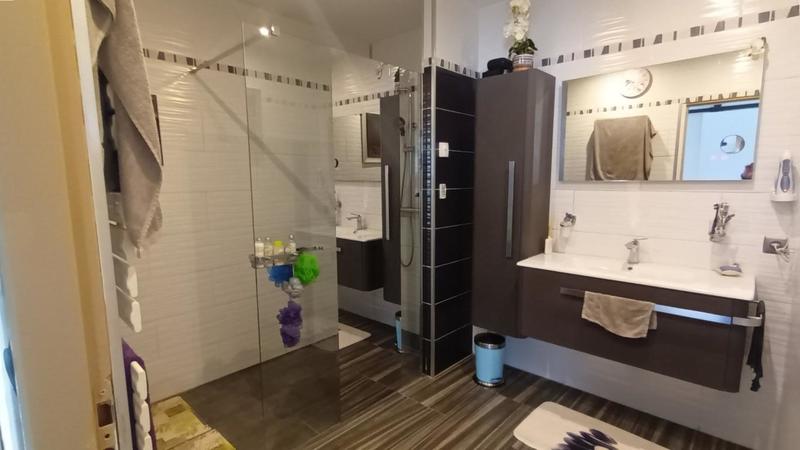 Villa - 95 m² - 5 pièces