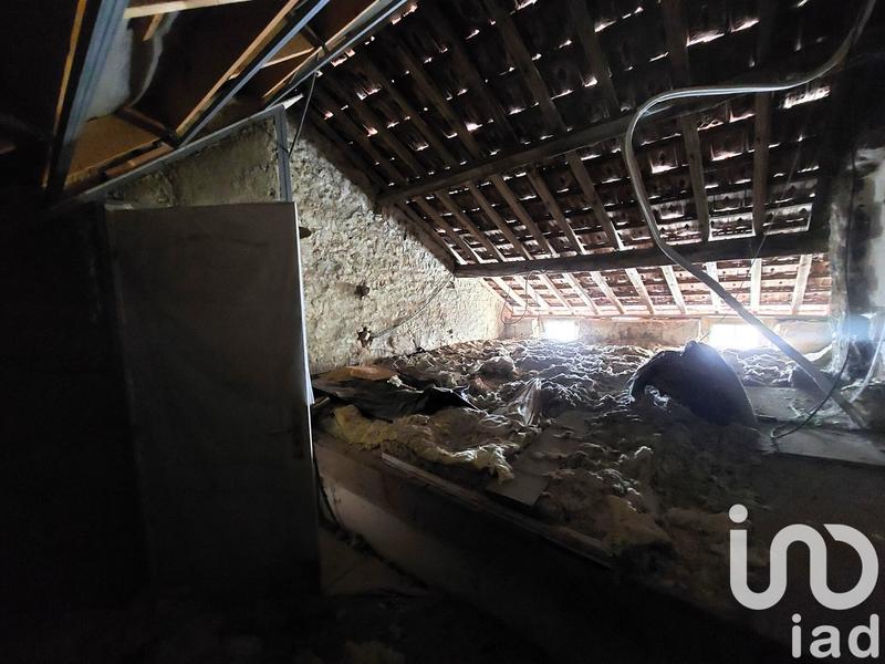 Maison - 214 m² - 8 pièces