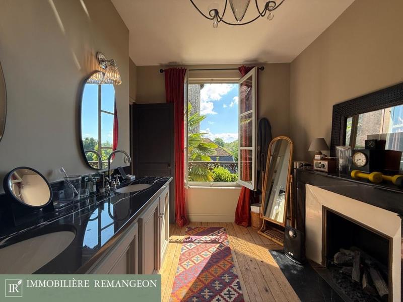 Maison de ville - 206 m² - 7 pièces