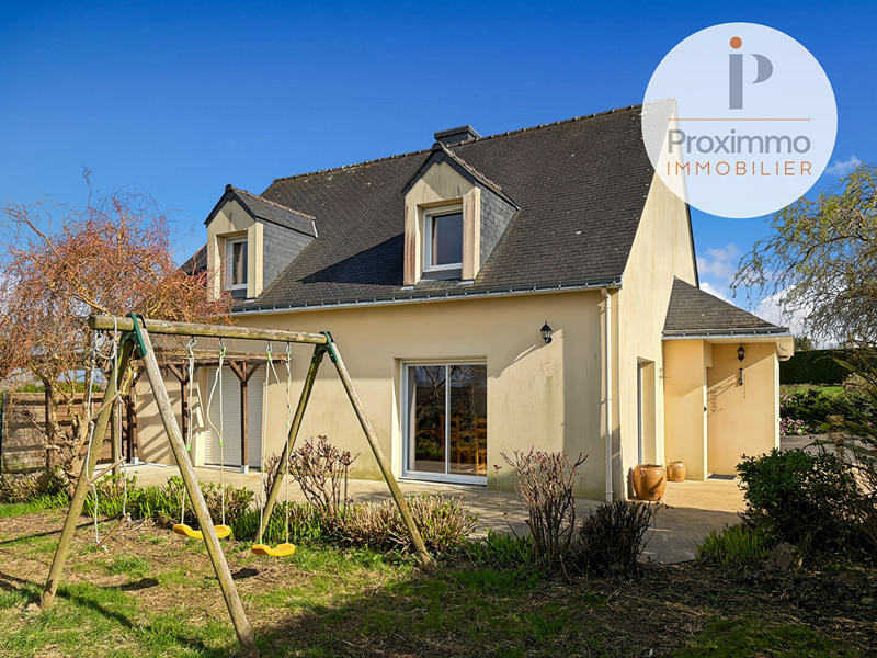 Maison - 137 m² - 5 pièces