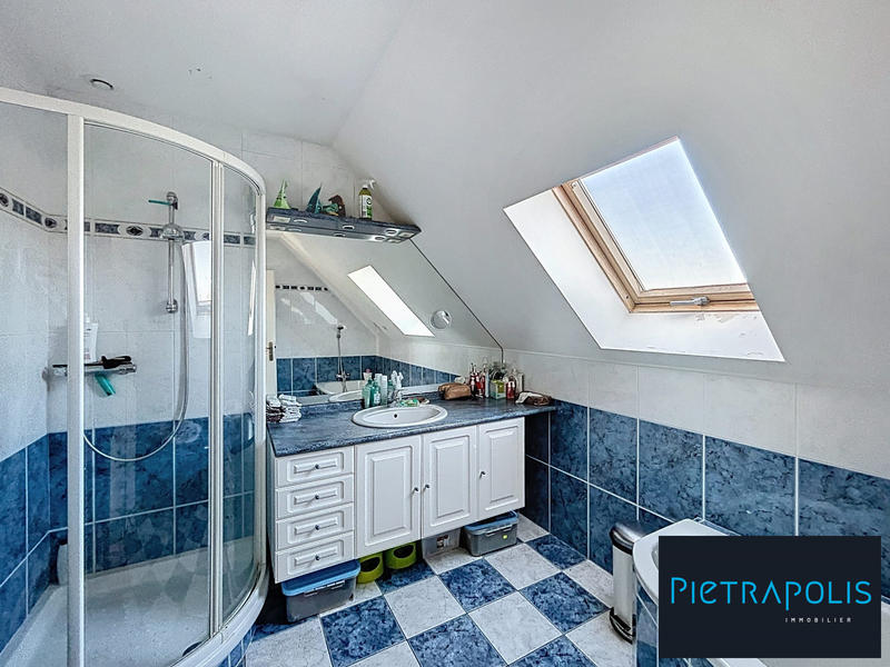 Maison - 134 m² - 5 pièces