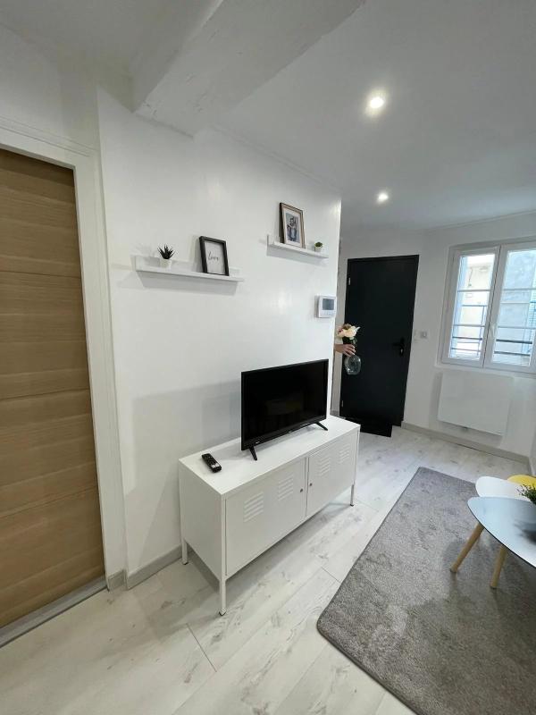 Immeuble - 85 m² - 2 pièces