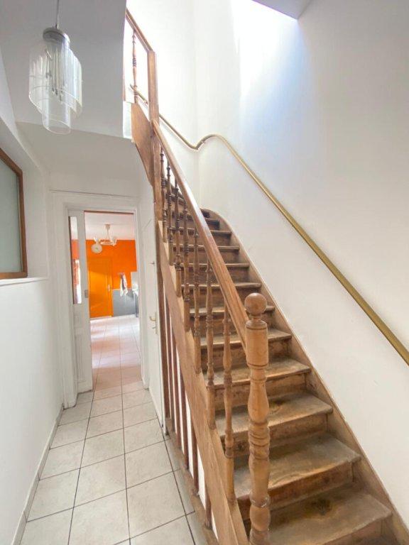 Chambre - 14 m² - 7 pièces