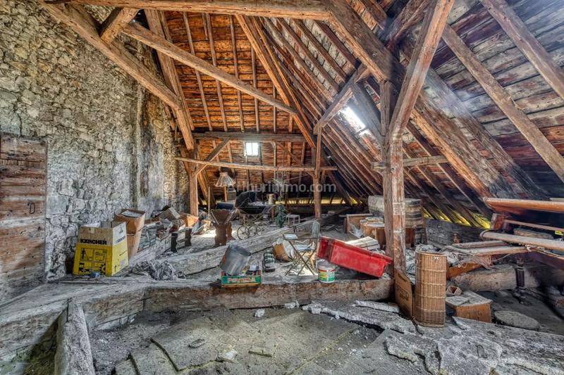 Maison - 500 m² - 10 pièces