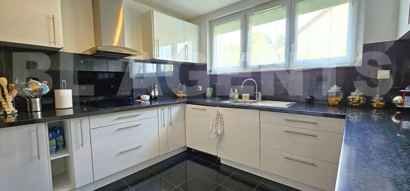 Maison traditionnelle - 130 m² - 5 pièces