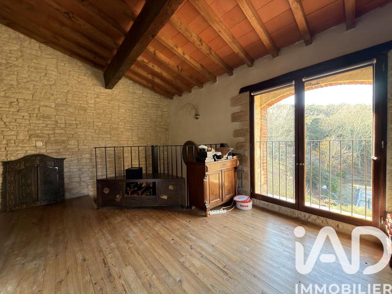 Maison - 180 m² - 5 pièces