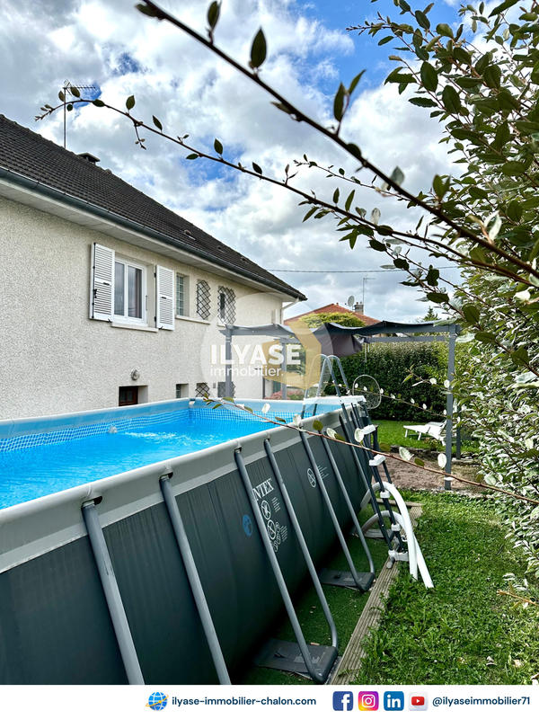 Maison - 121 m² - 5 pièces