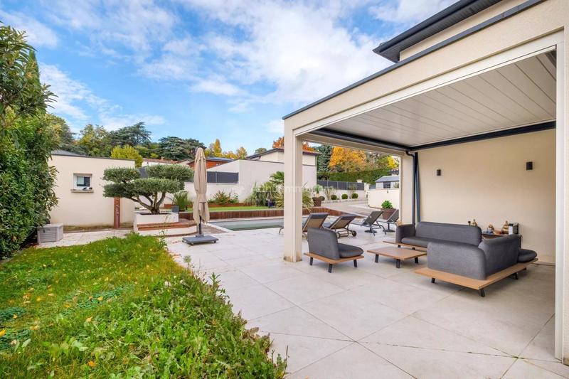 Maison - 165 m² - 7 pièces