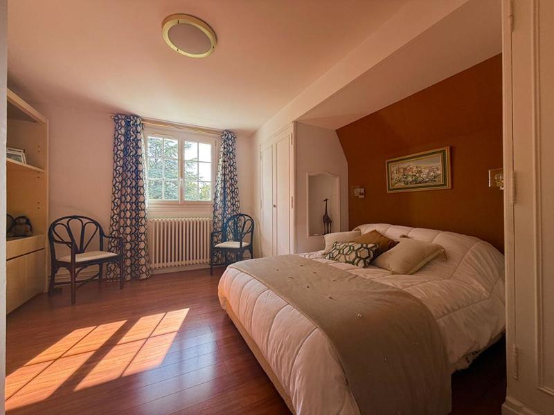 Maison - 160 m² - 7 pièces