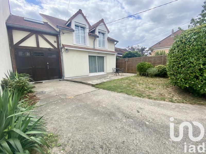 Maison - 122 m² - 6 pièces