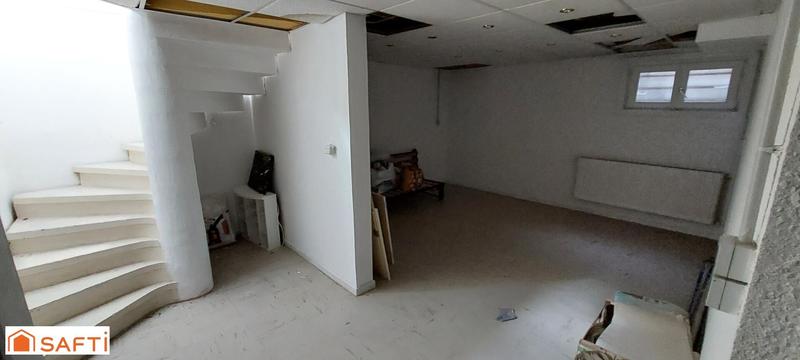 Local commercial - 153 m² - 4 pièces